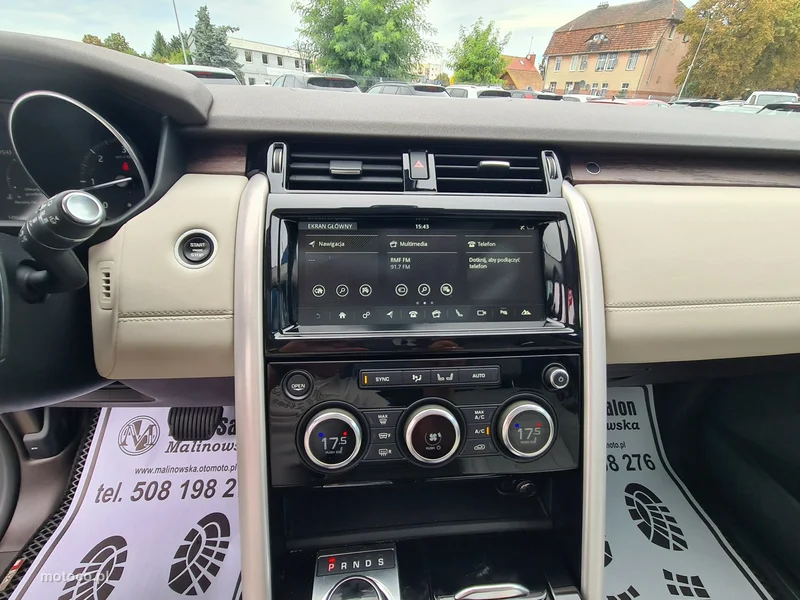 Land Rover Discovery 15