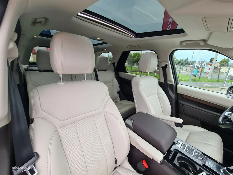 Land Rover Discovery 28