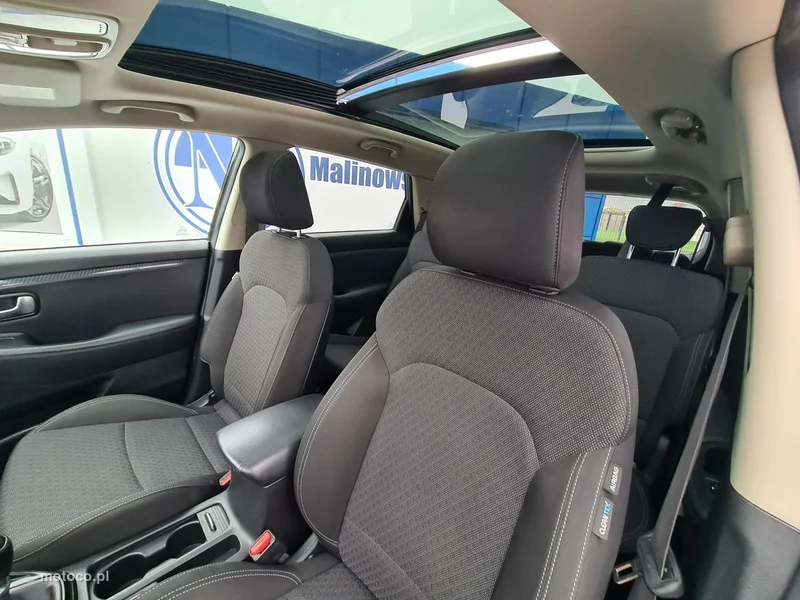 Kia Carens 22
