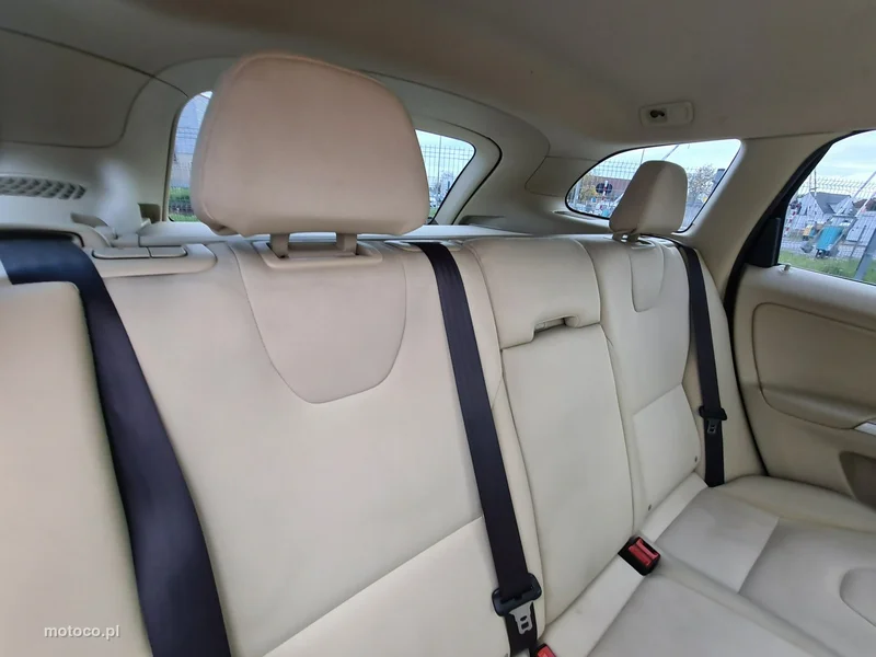 Volvo XC 60 25