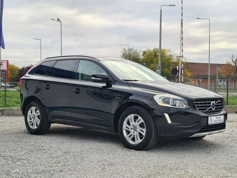 Volvo XC 60 8