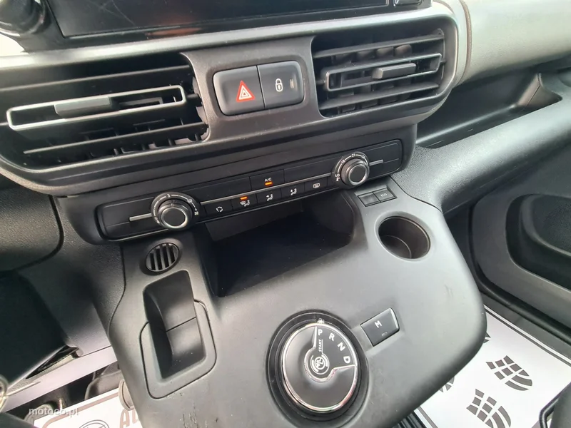 Peugeot Rifter 18