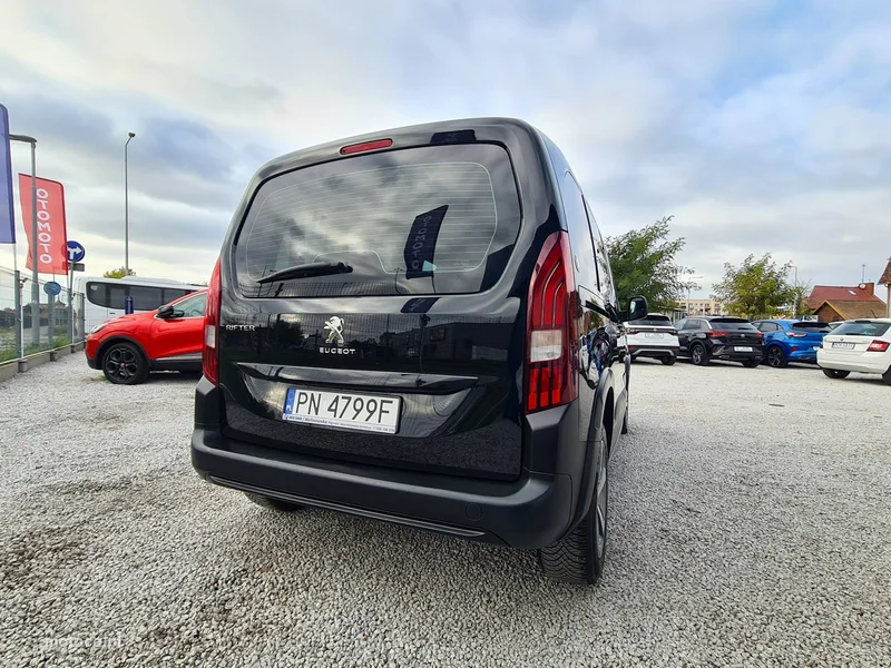 Peugeot Rifter 10