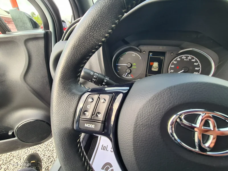 Toyota Yaris XP130 20