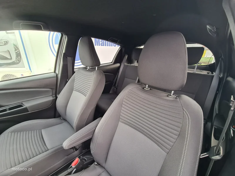 Toyota Yaris XP130 25