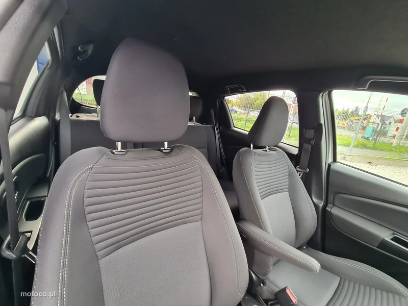 Toyota Yaris XP130 28