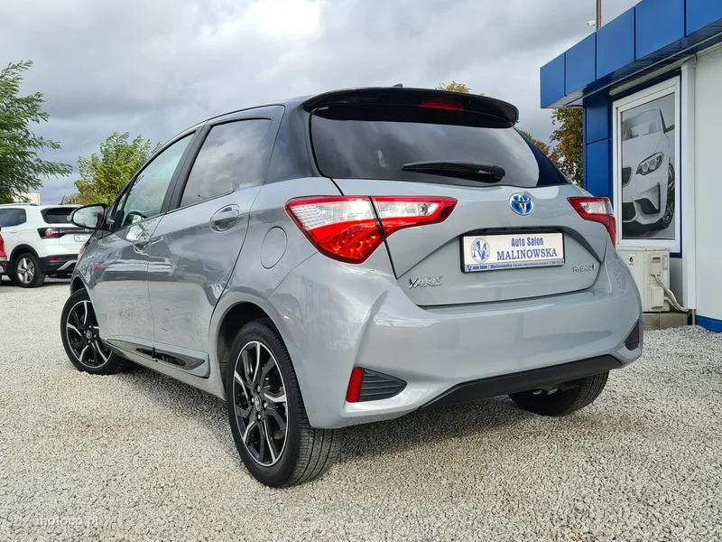 Toyota Yaris XP130 4