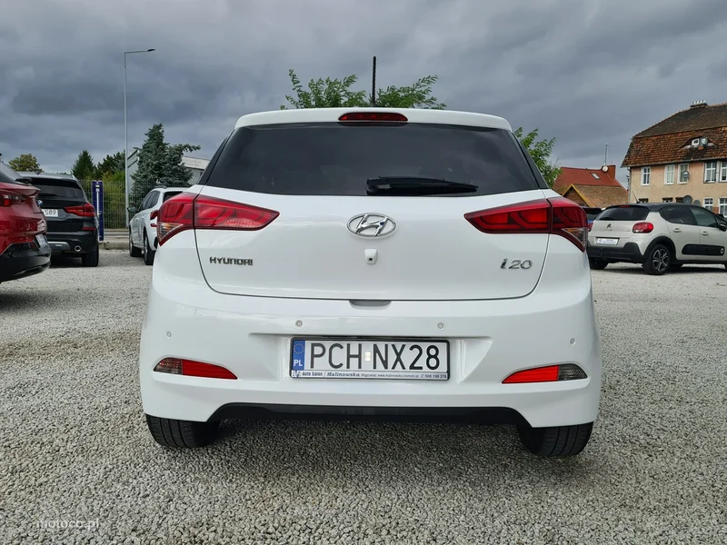 Hyundai i20 6