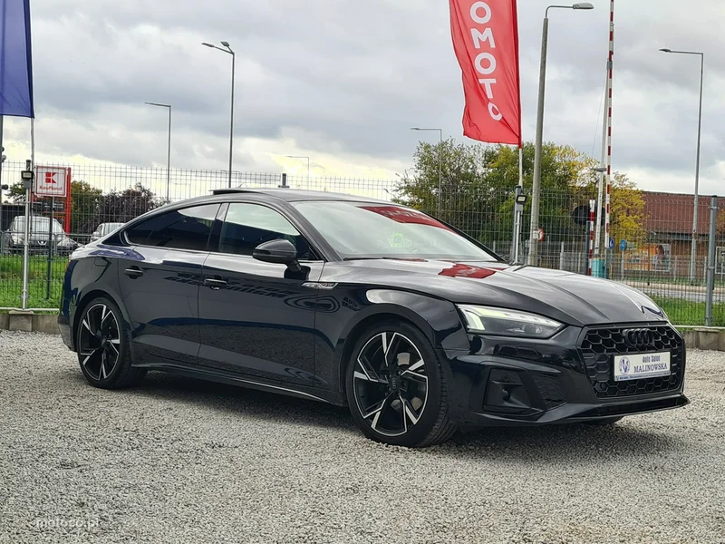 Audi A5 F5 8