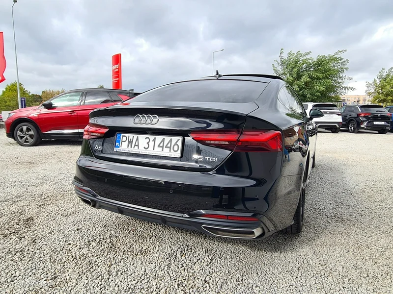 Audi A5 F5 10