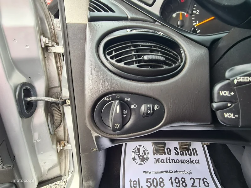 Ford Focus I 11