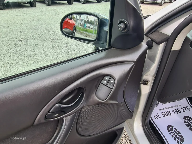 Ford Focus I 20