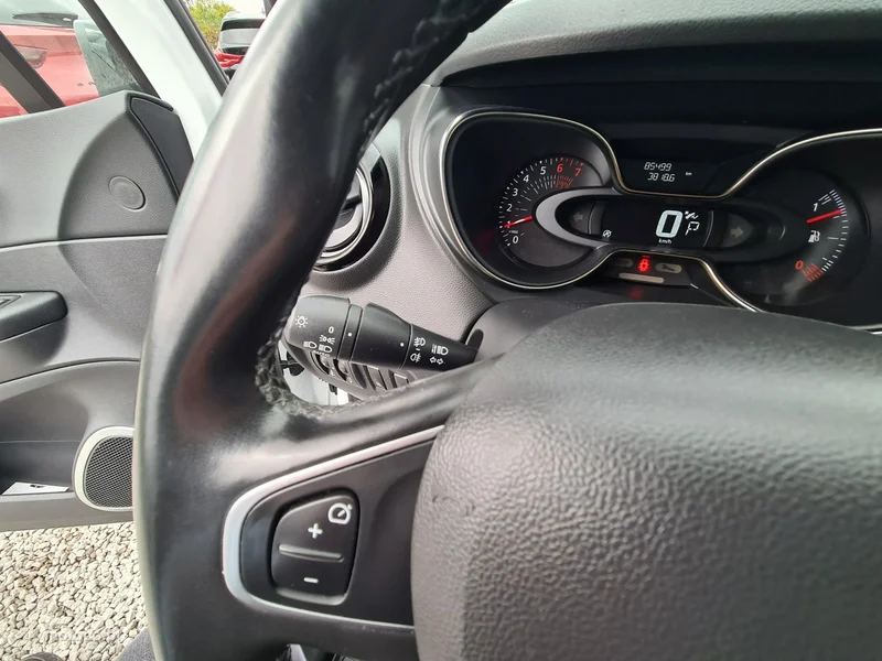 Renault Captur I 18
