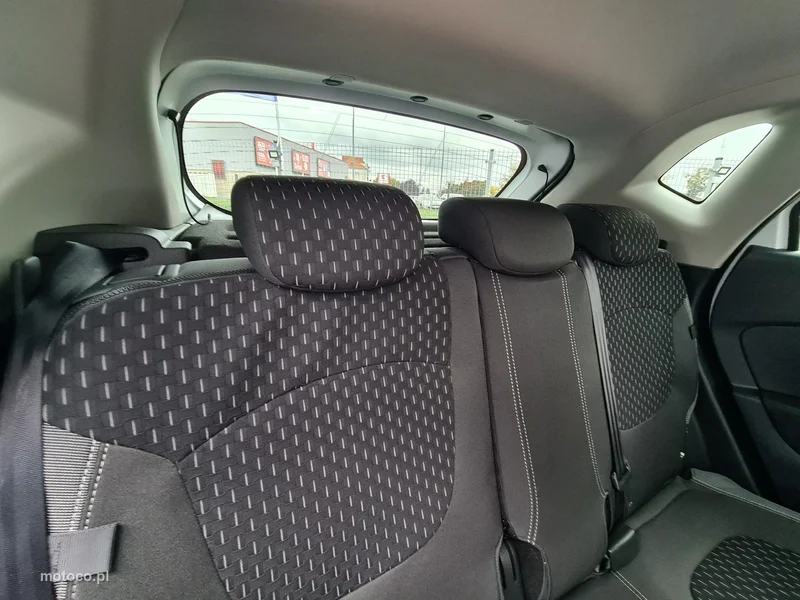 Renault Captur I 27