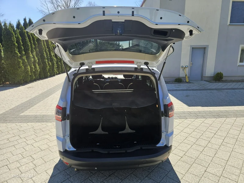 Ford S-Max I 19