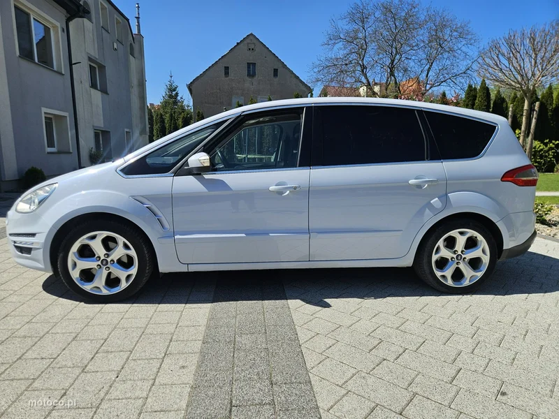 Ford S-Max I 9