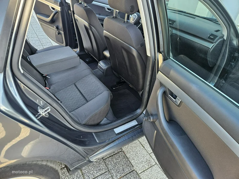 Audi A4 B7 9