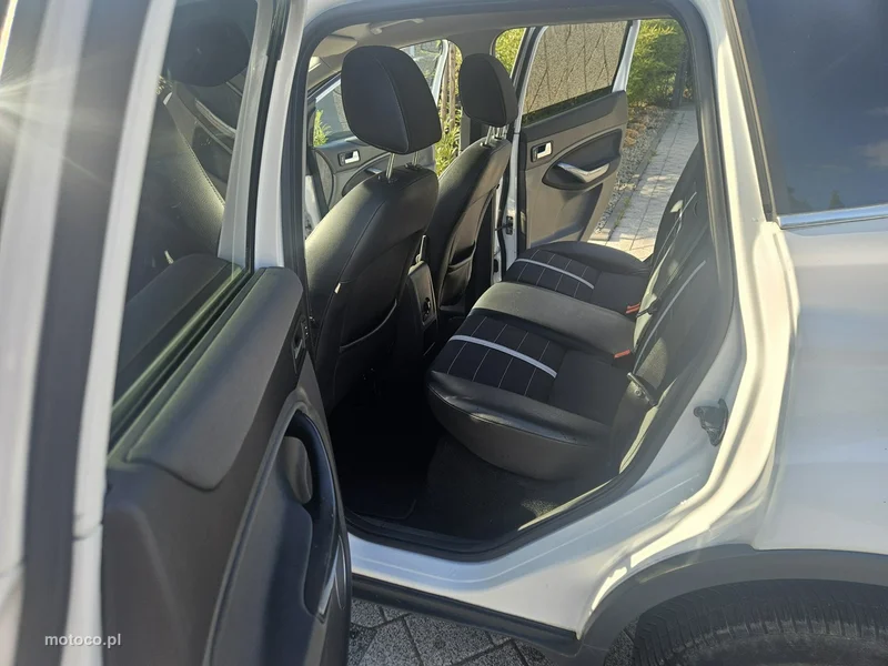 Ford Kuga I 9
