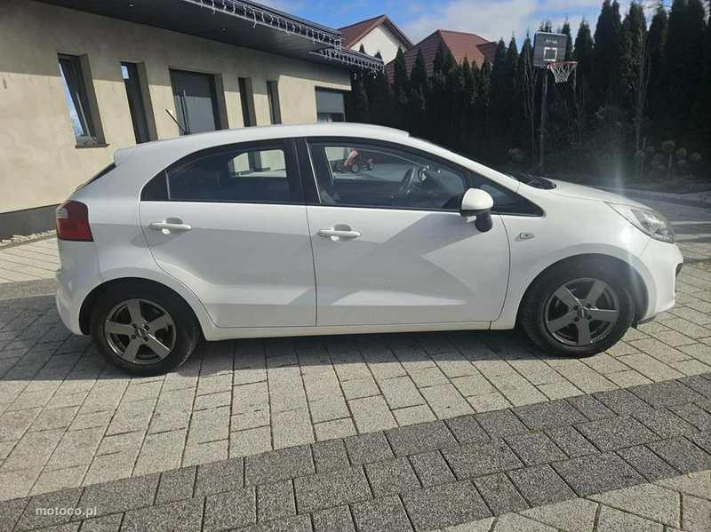 Kia Rio 6