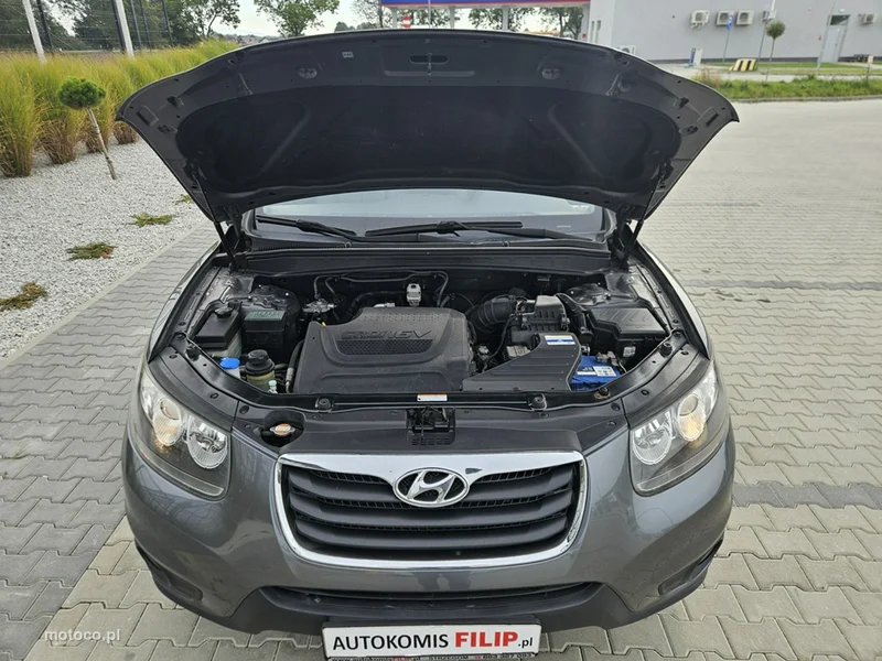 Hyundai SANTA FE 17