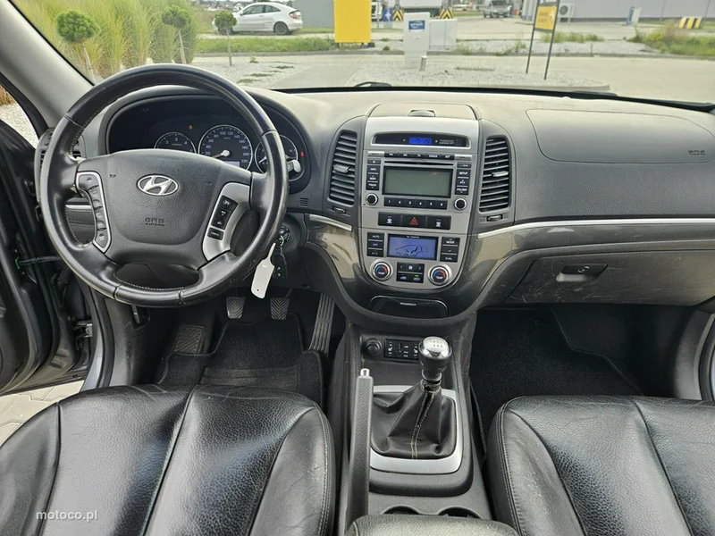 Hyundai SANTA FE 9