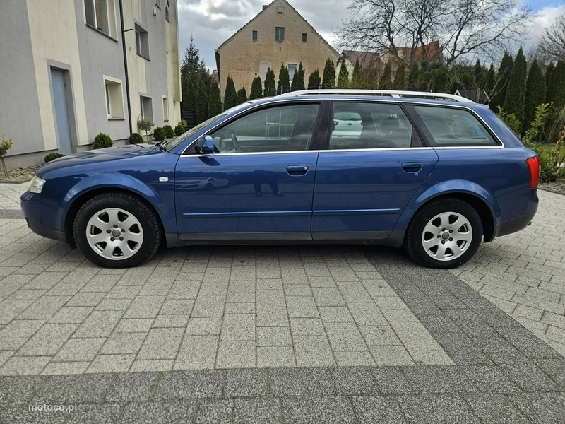 Audi A4 B6 8