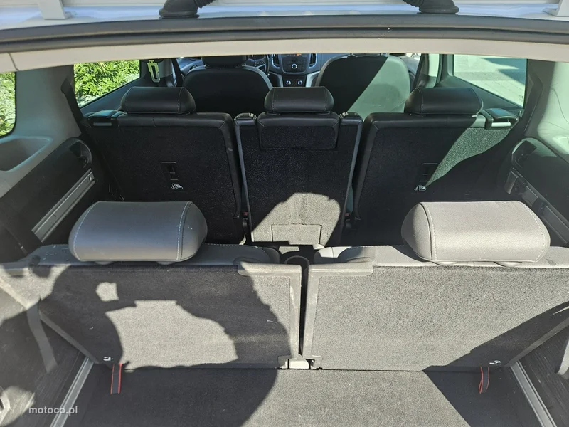 Opel Zafira C Tourer 17