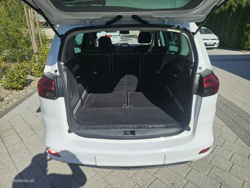 Opel Zafira C Tourer 18