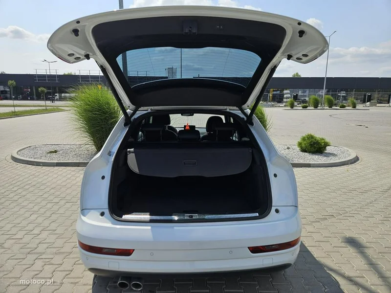 Audi Q3 8U 15