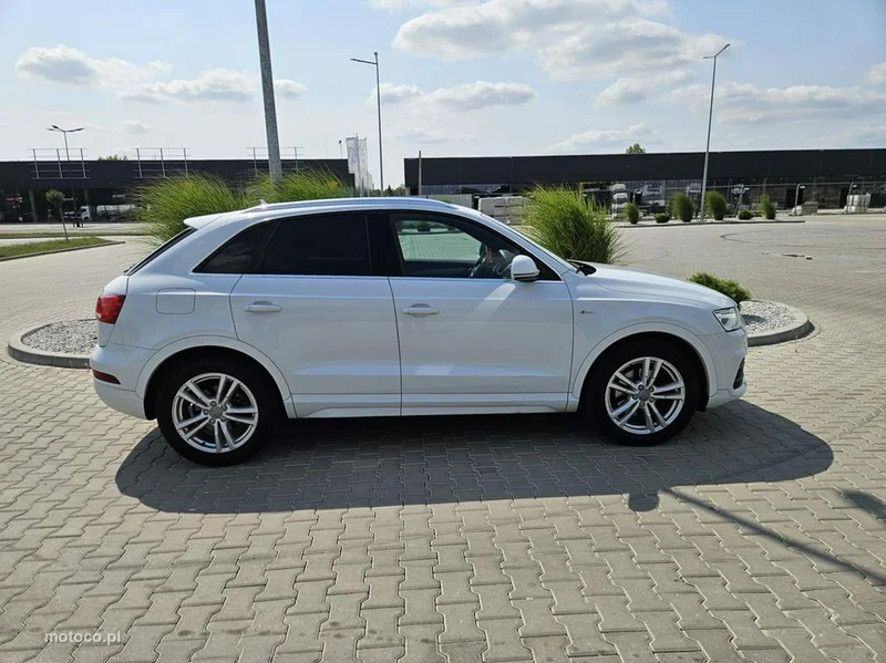 Audi Q3 8U 5