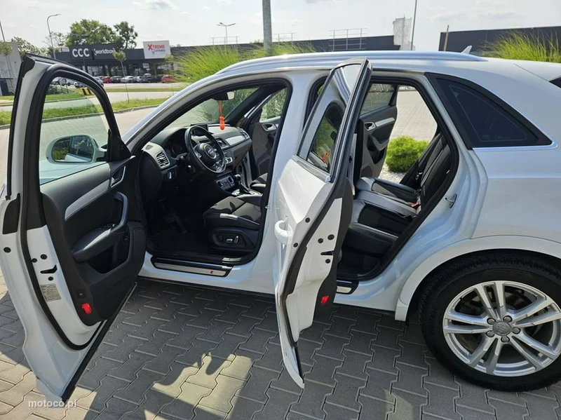Audi Q3 8U 7