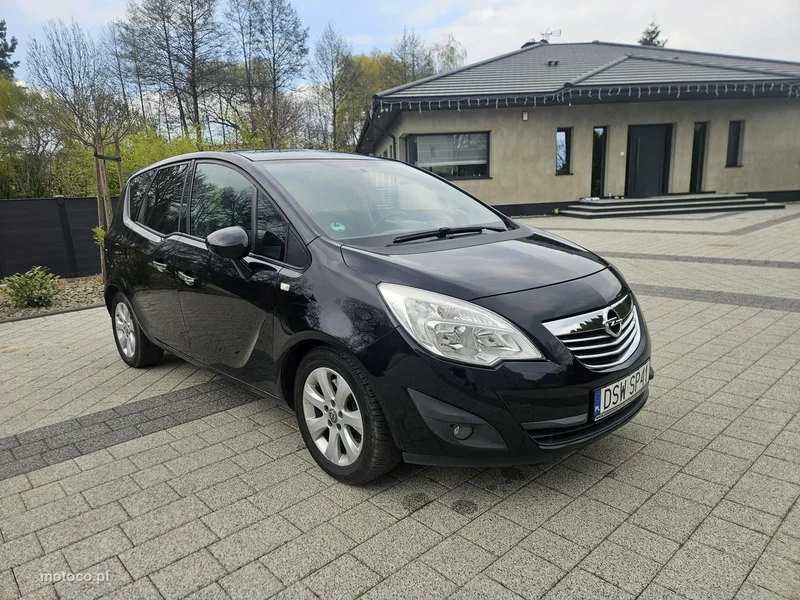 Opel Meriva B 2