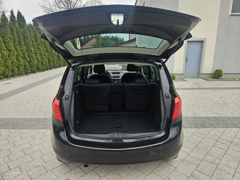 Opel Meriva B 14