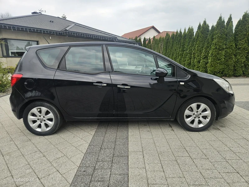 Opel Meriva B 5