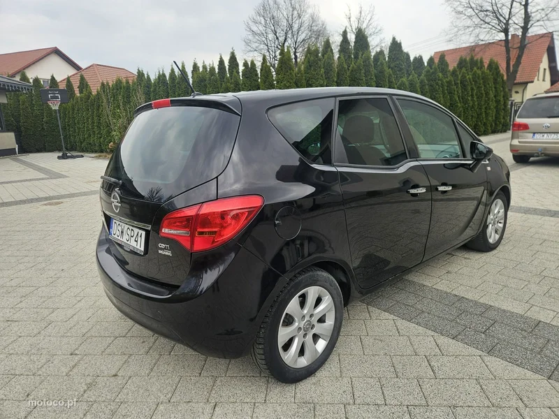 Opel Meriva B 6