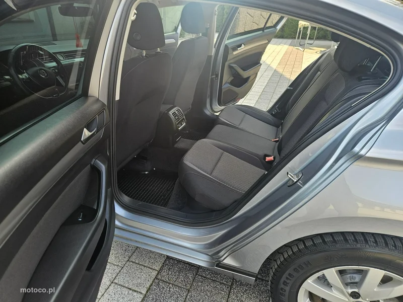 Volkswagen Passat B8 8