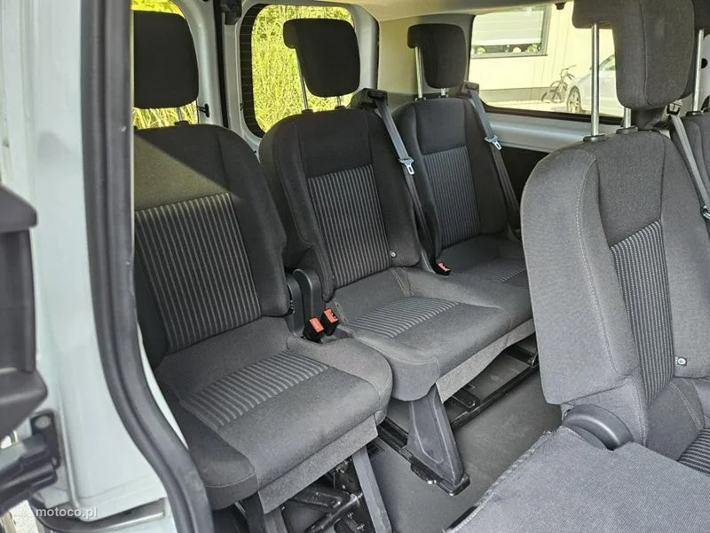 Ford Transit Custom 11
