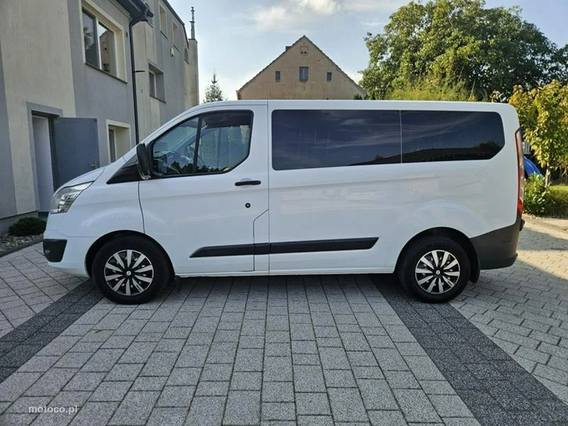Ford Transit Custom 8