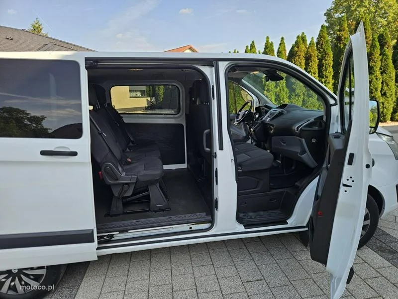 Ford Transit Custom 9