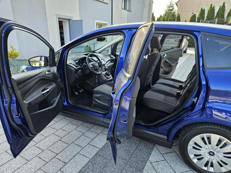 Ford C-Max II 13