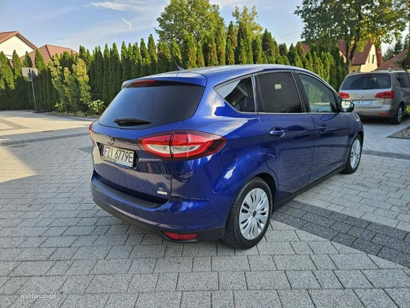 Ford C-Max II 5