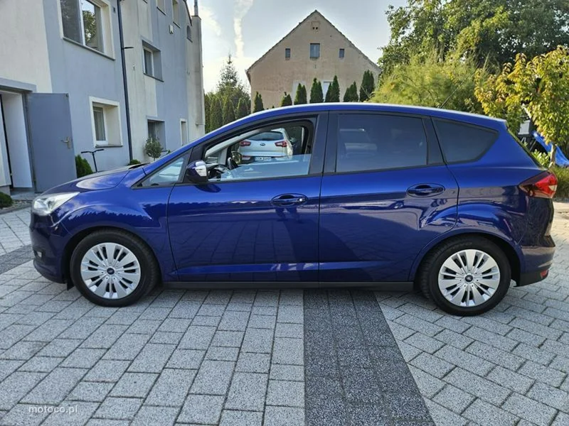 Ford C-Max II 8