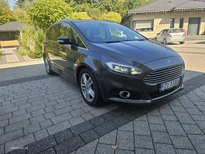 Ford S-Max II 3