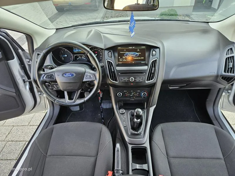 Ford Focus III 13