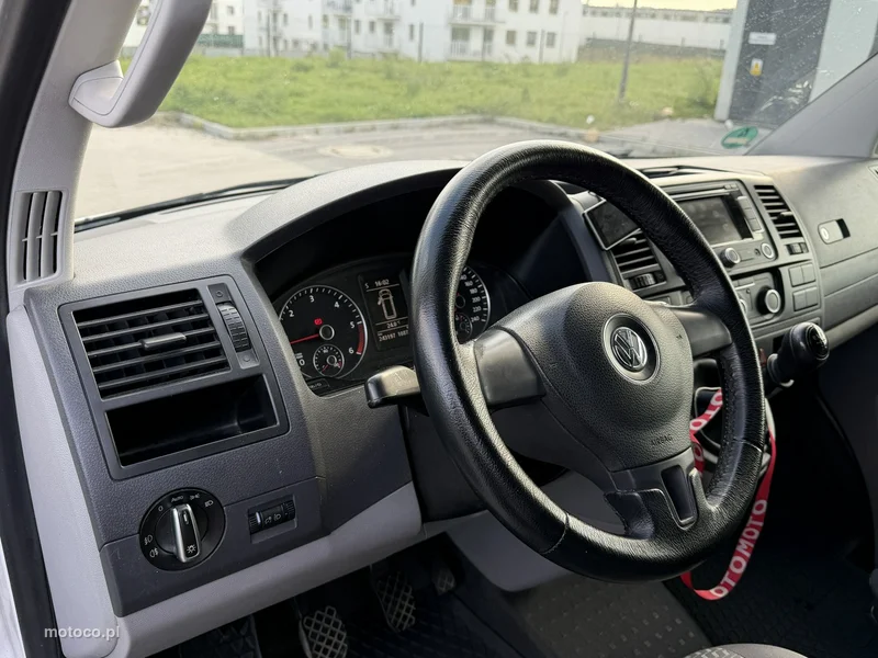 Volkswagen Transporter 14
