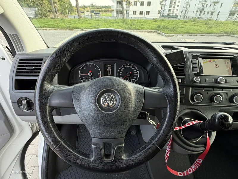Volkswagen Transporter 16