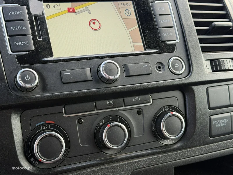 Volkswagen Transporter 17