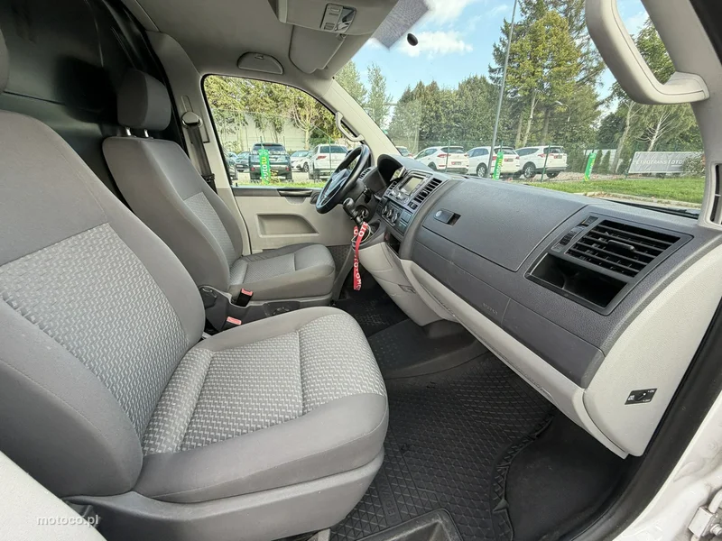 Volkswagen Transporter 23