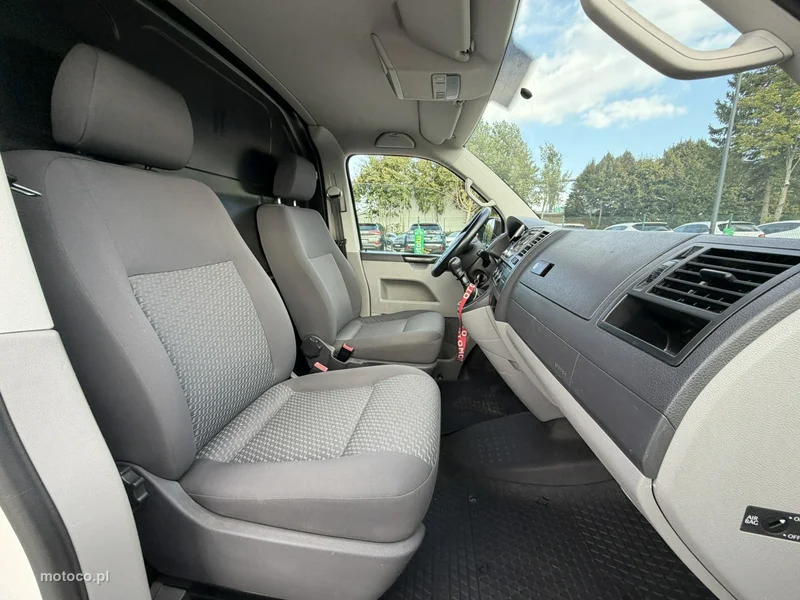 Volkswagen Transporter 24