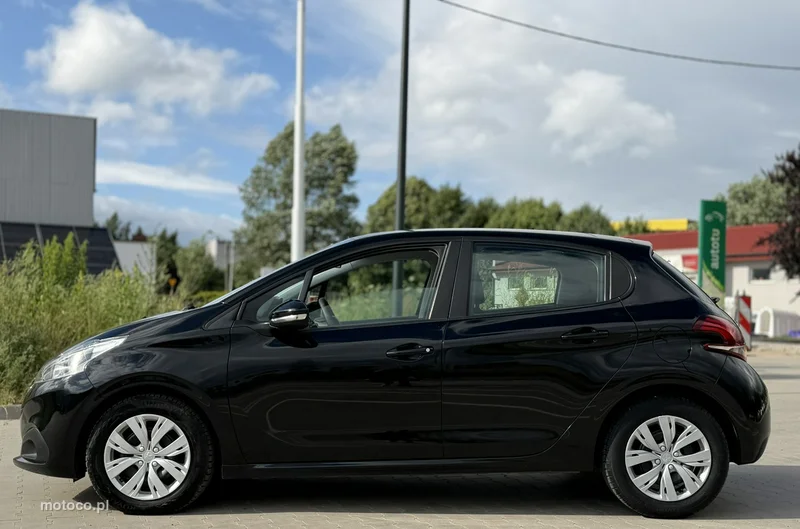 Peugeot 208 7